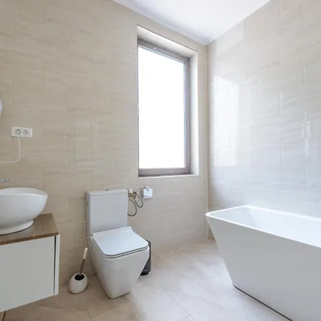 Gasthuis Lily Năvodari